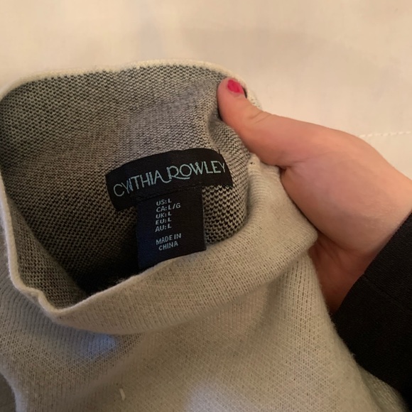 Cynthia Rowley sweater - Picture 3 of 3